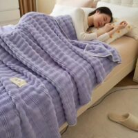 Soft Blanket - Ultimate Comfort, Warm and Lightweight - Image 2